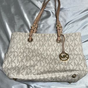 MICHEAL KORS BAG